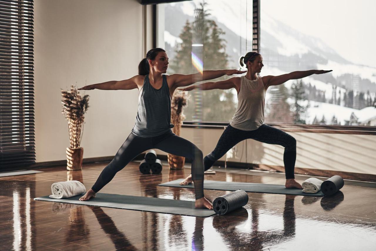 A-Rosa Ifen Hotel Kleinwalsertal ヒルシュエック エクステリア 写真 3D rendering of a yoga scene