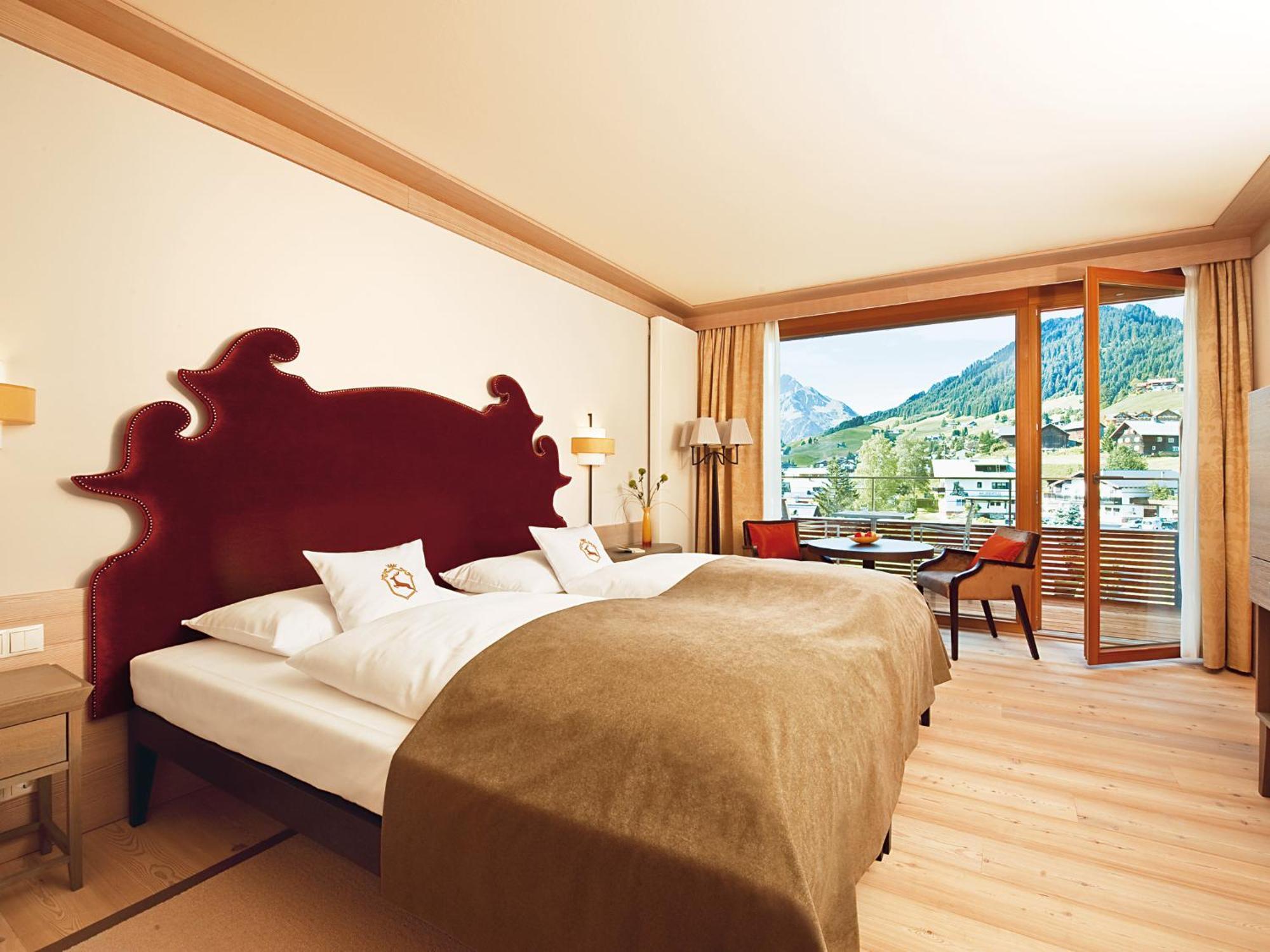 A-Rosa Ifen Hotel Kleinwalsertal ヒルシュエック 部屋 写真 A typical room at the Hotel Axelmannstein