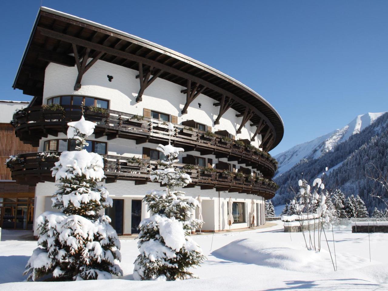 A-Rosa Ifen Hotel Kleinwalsertal ヒルシュエック エクステリア 写真